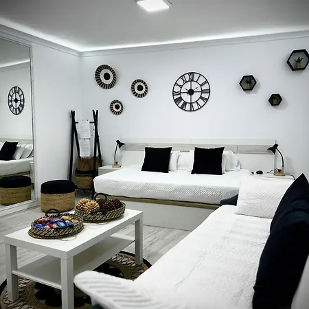 Madrid Centro Suite Vanguardista Exterior photo